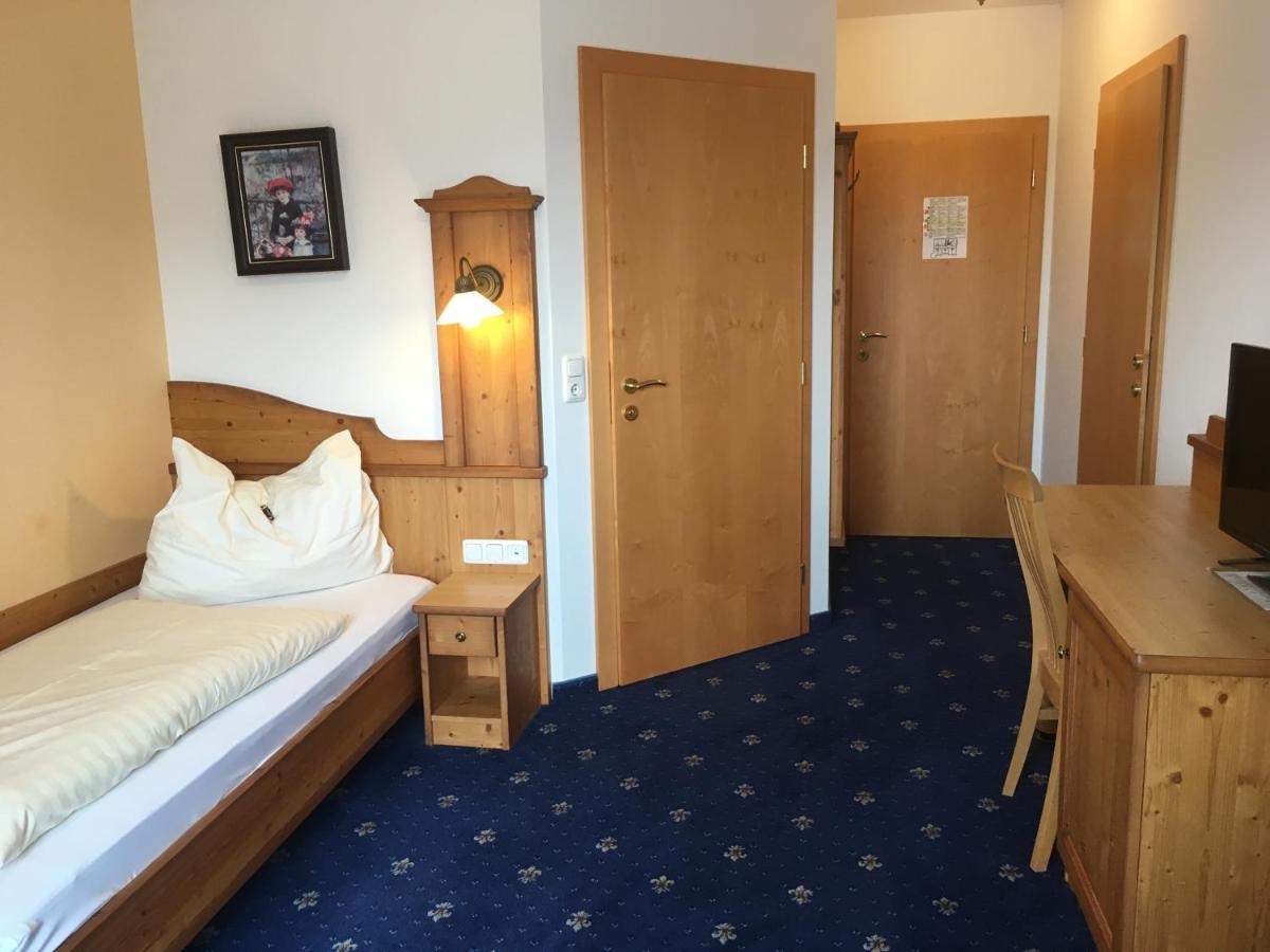 Hotel Gasthof Familie Czepl Ernsthofen Eksteriør billede